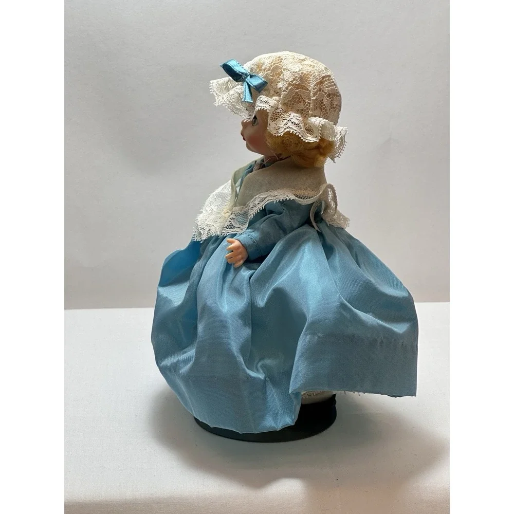 Vintage Madame Alexander 8